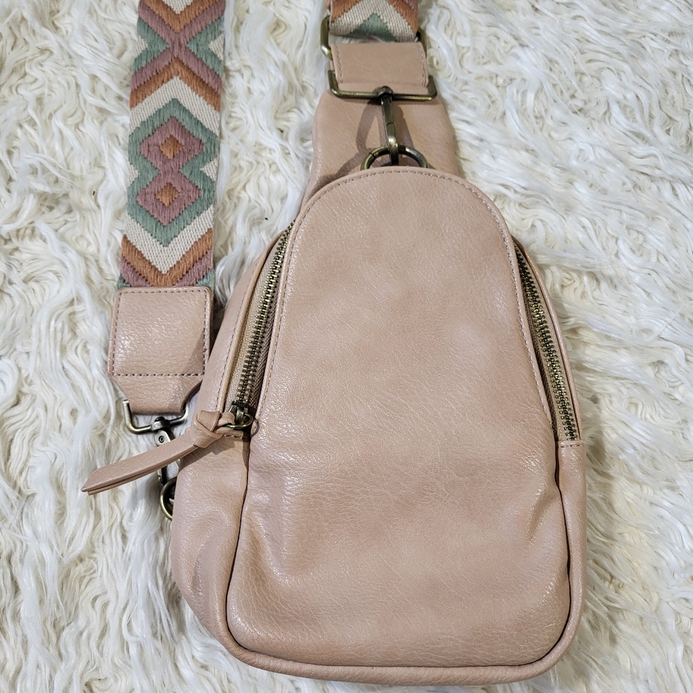 Anthropologie Urban Originals Liberty Cross-Body Bag in Blush Pink - Picture 2 of 15